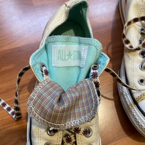 Double tongue Converse! Like new! - Picture 2 of 8